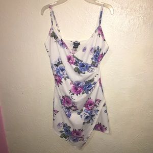 Floral Crepe Romper💙💗